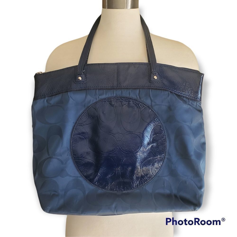 Coach shoulder purse